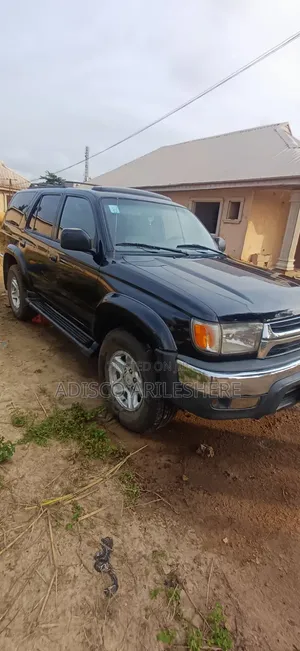 Toyota 4-Runner 2000 Black