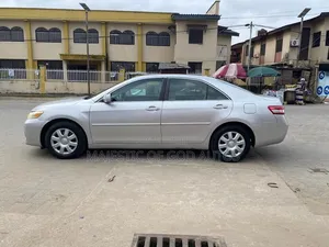Toyota Camry 2010 Silver