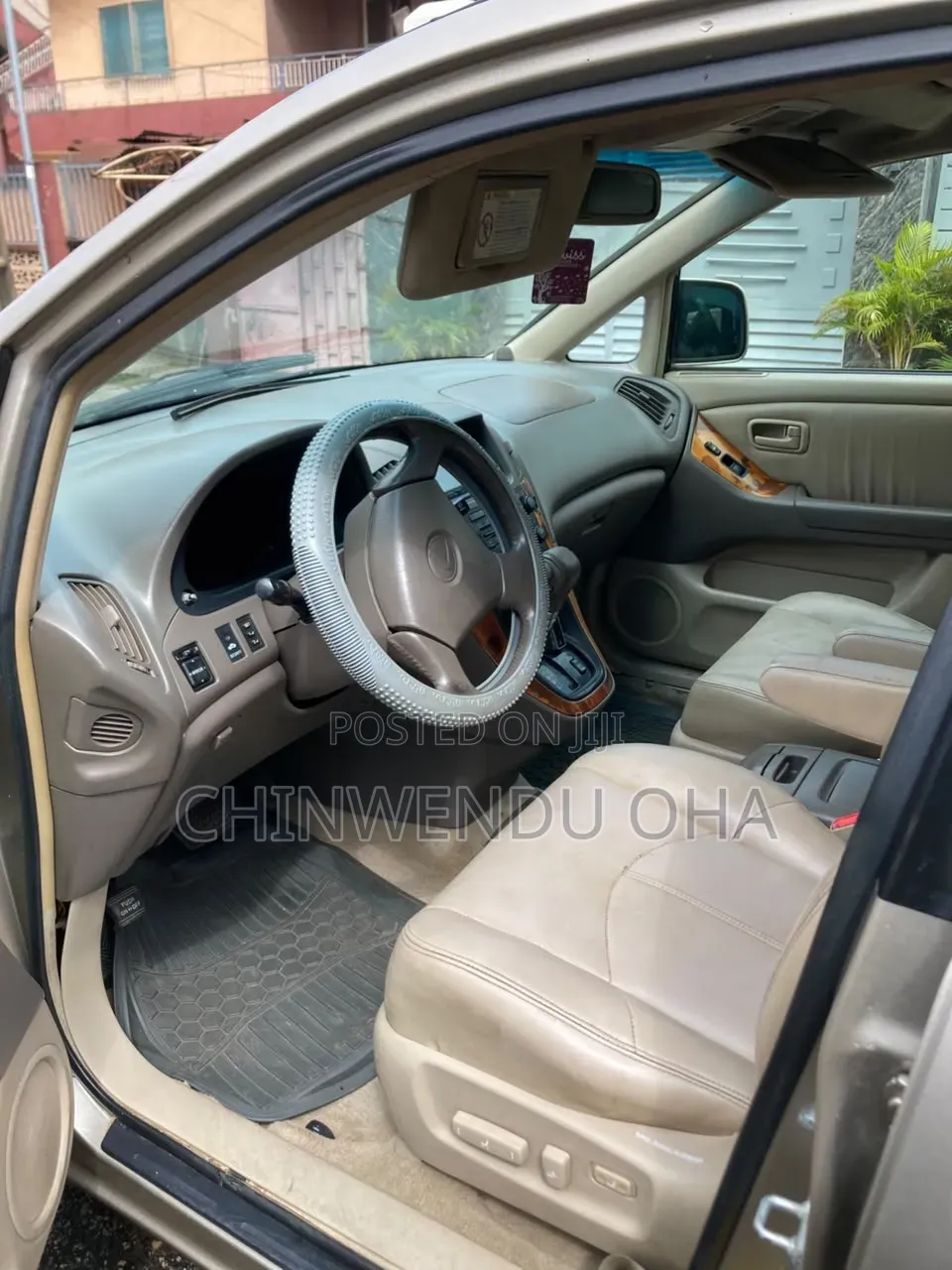 Lexus RX 2000 Gold