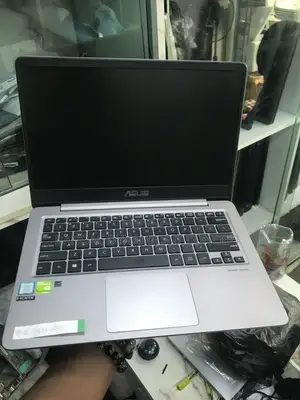 Laptop Asus X401U 8GB Intel Core i5 SSD 256GB