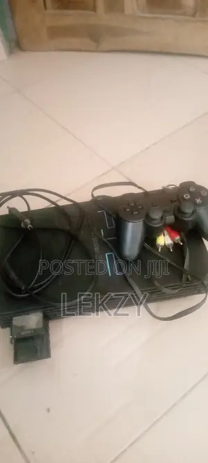 PlayStation (PS2) Fat Working in Perfect Conditionn