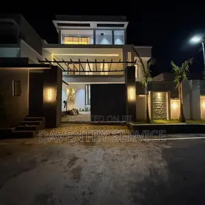 5bdrm Duplex in Maitama for sale