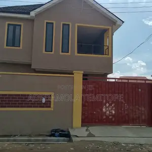 5bdrm House in Magboro, Obafemi-Owode for sale