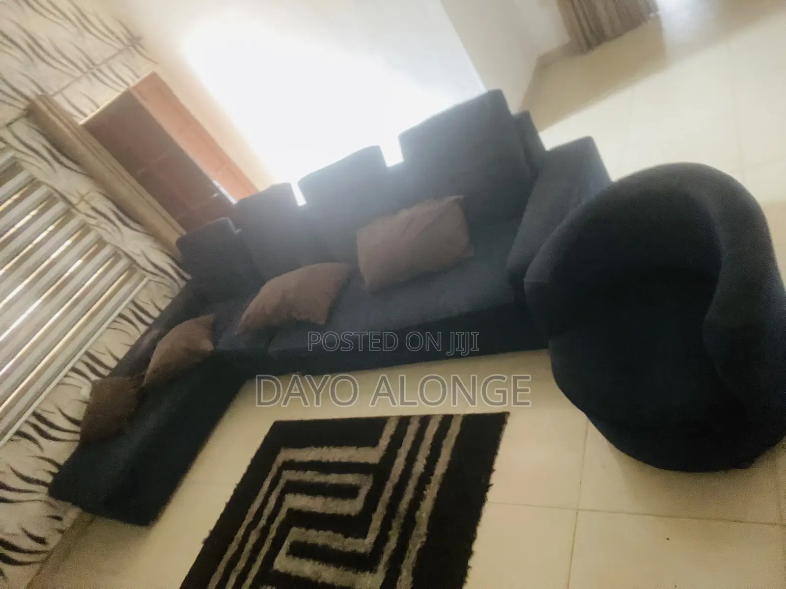 Couch Ooo