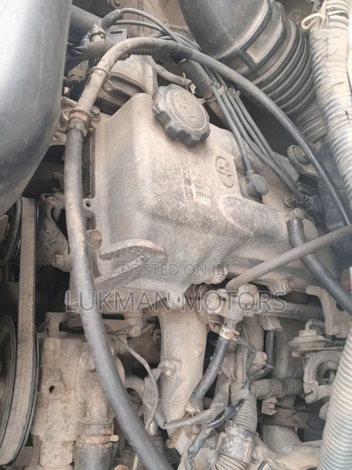 Toyota HiAce 2005 Silver