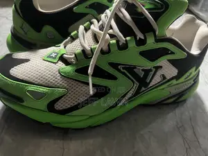 Louis Vuitton Tactic Line Sneakers AUTHENTICITY CODE- MS121