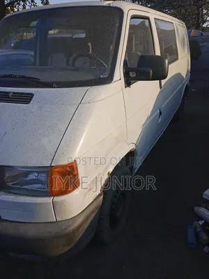 Volkswagen Transporter 2005 White
