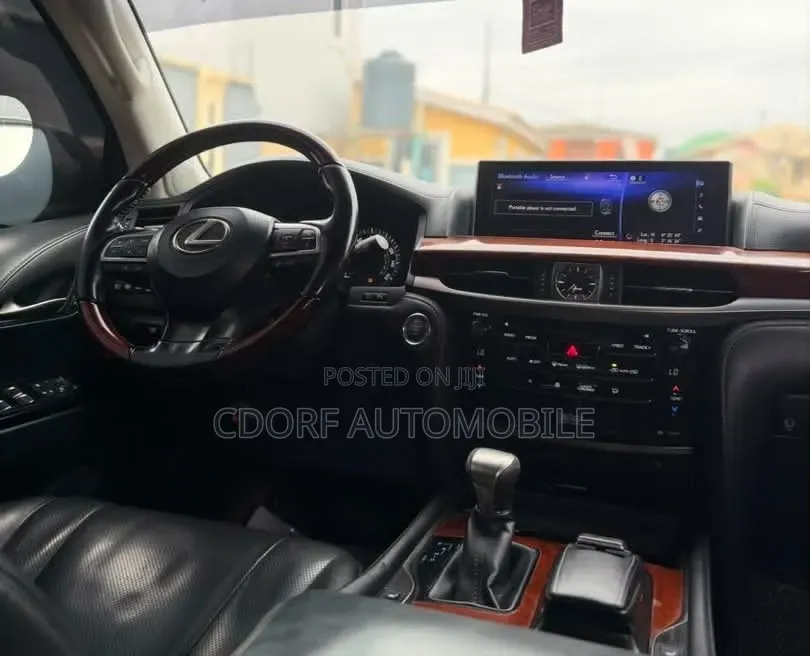 Lexus LX 2016 Black