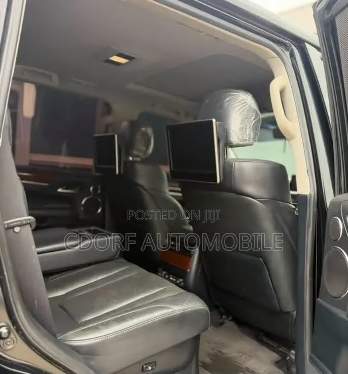 Lexus LX 2016 Black