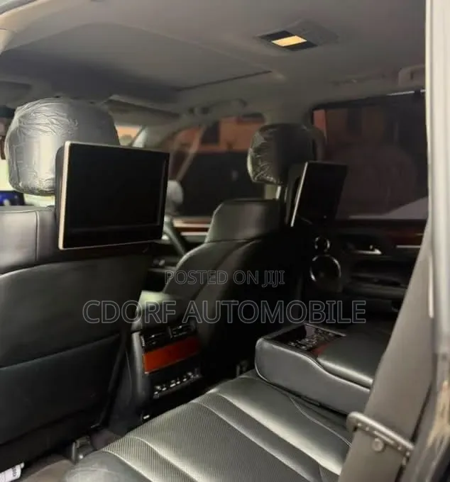Lexus LX 2016 Black
