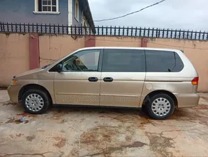 Honda Odyssey 2003 Gold
