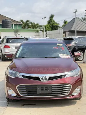 Toyota Avalon Limited Sedan FWD (3.5L 6cyl 6A) 2013 Burgundy
