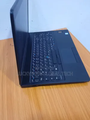 Laptop Dell Latitude 5580 8GB Intel Core i5 SSD 256GB