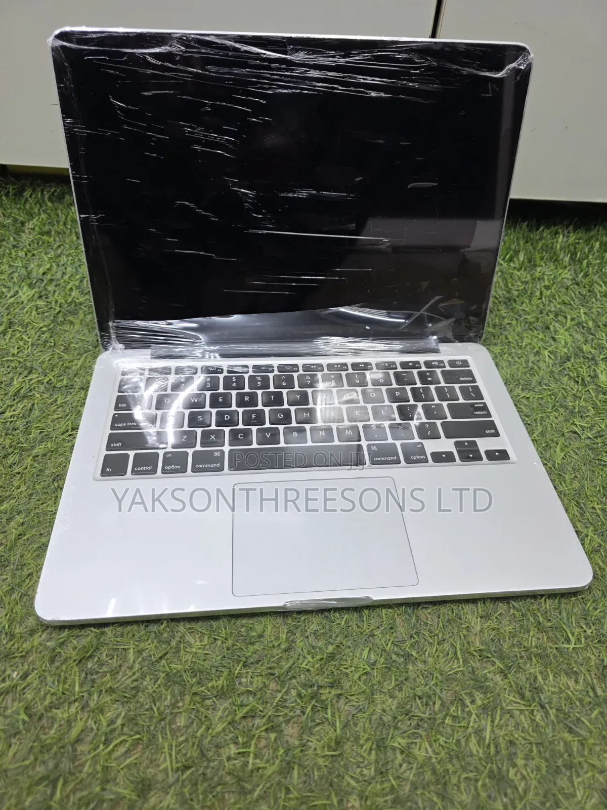 Laptop Apple MacBook Pro 2015 8GB Intel Core i5 SSD 512GB