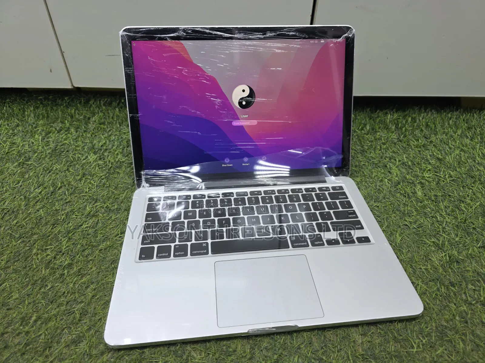 Laptop Apple MacBook Pro 2015 8GB Intel Core i5 SSD 512GB