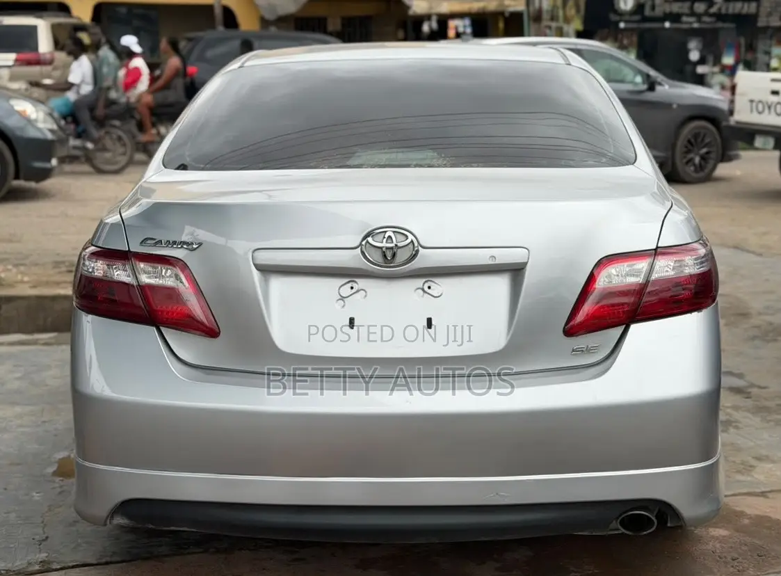 Toyota Camry 2008 Silver