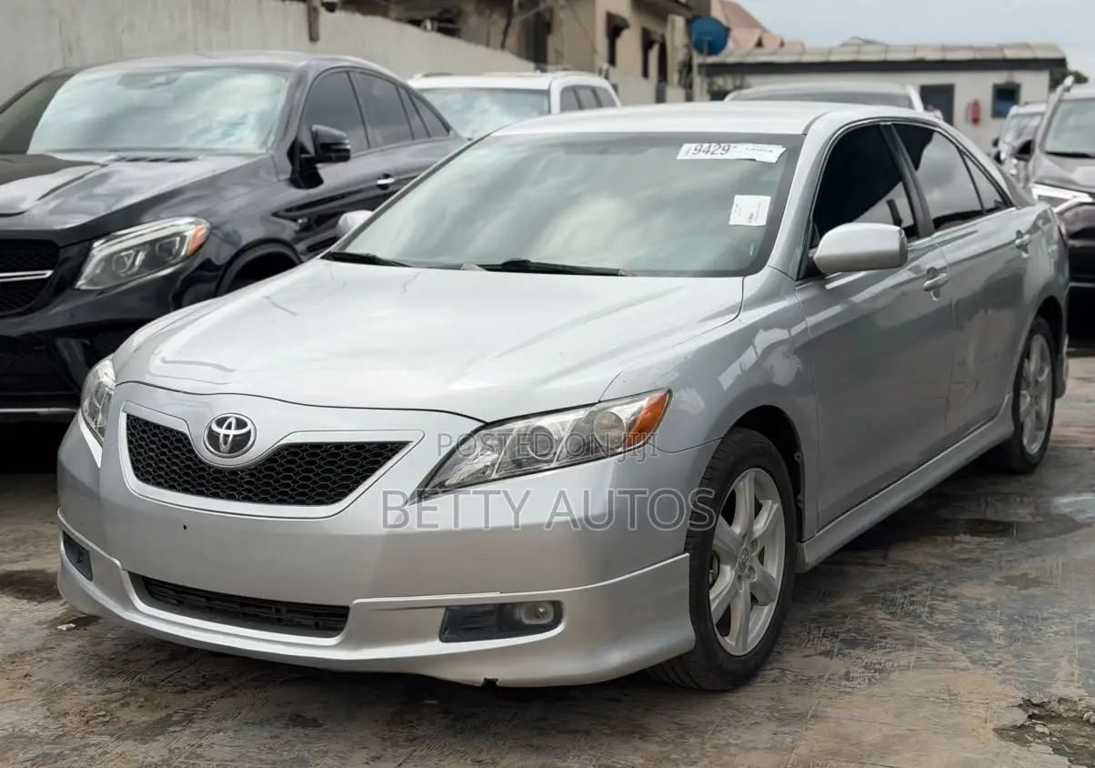 Toyota Camry 2008 Silver