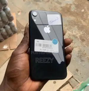 Apple iPhone XR 64 GB Black