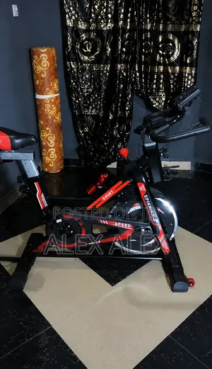 Indoor Spinning Exercise Bike – Excellent Condition