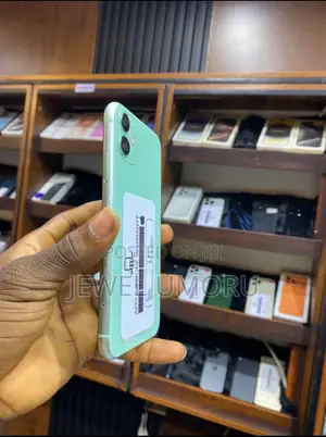 Apple iPhone 11 128 GB Green