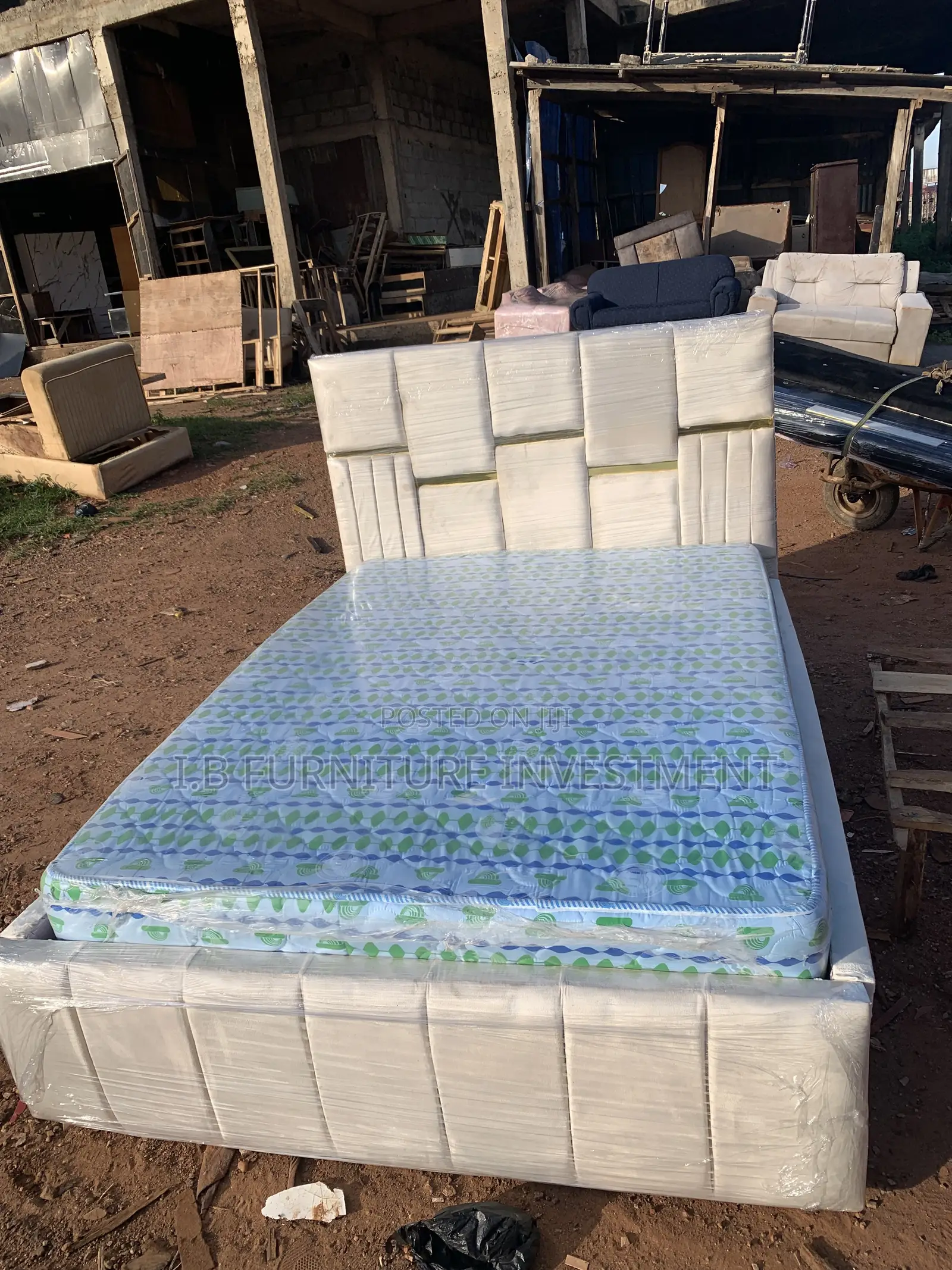 4.5 Bedframe and Mattress