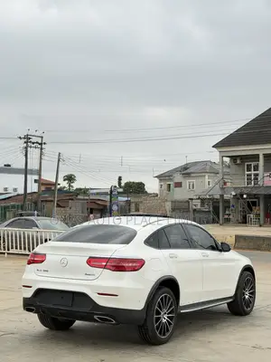 Mercedes-Benz GLC-Class 2018 White