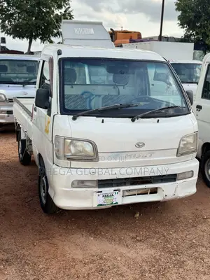 Daihatsu Mini Truck 2002 White