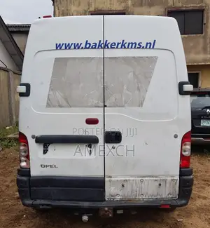 Opel Vivaro 2005 White