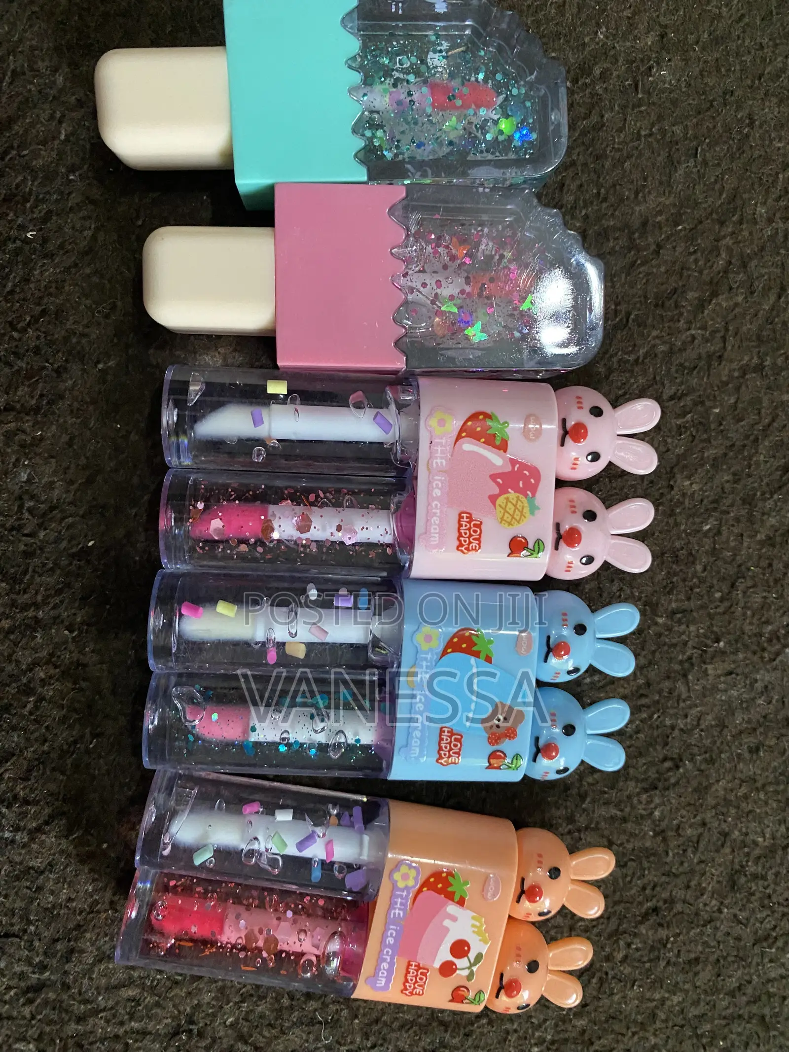 Lipgloss and Lip Oil