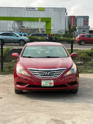 Hyundai Sonata 2010 Red