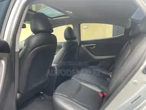 Hyundai Elantra Limited 2012 Silver