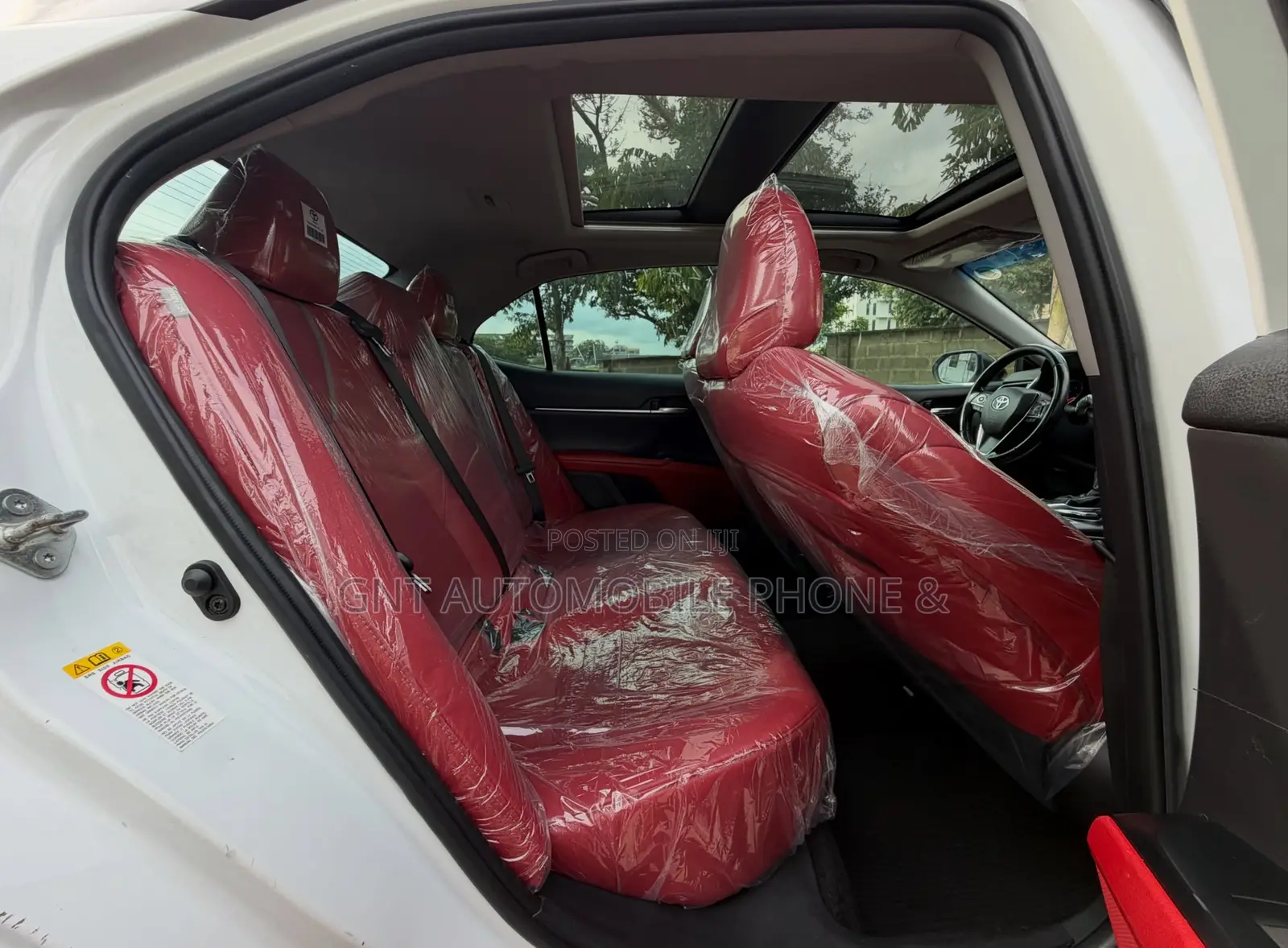Toyota Camry 2019 White