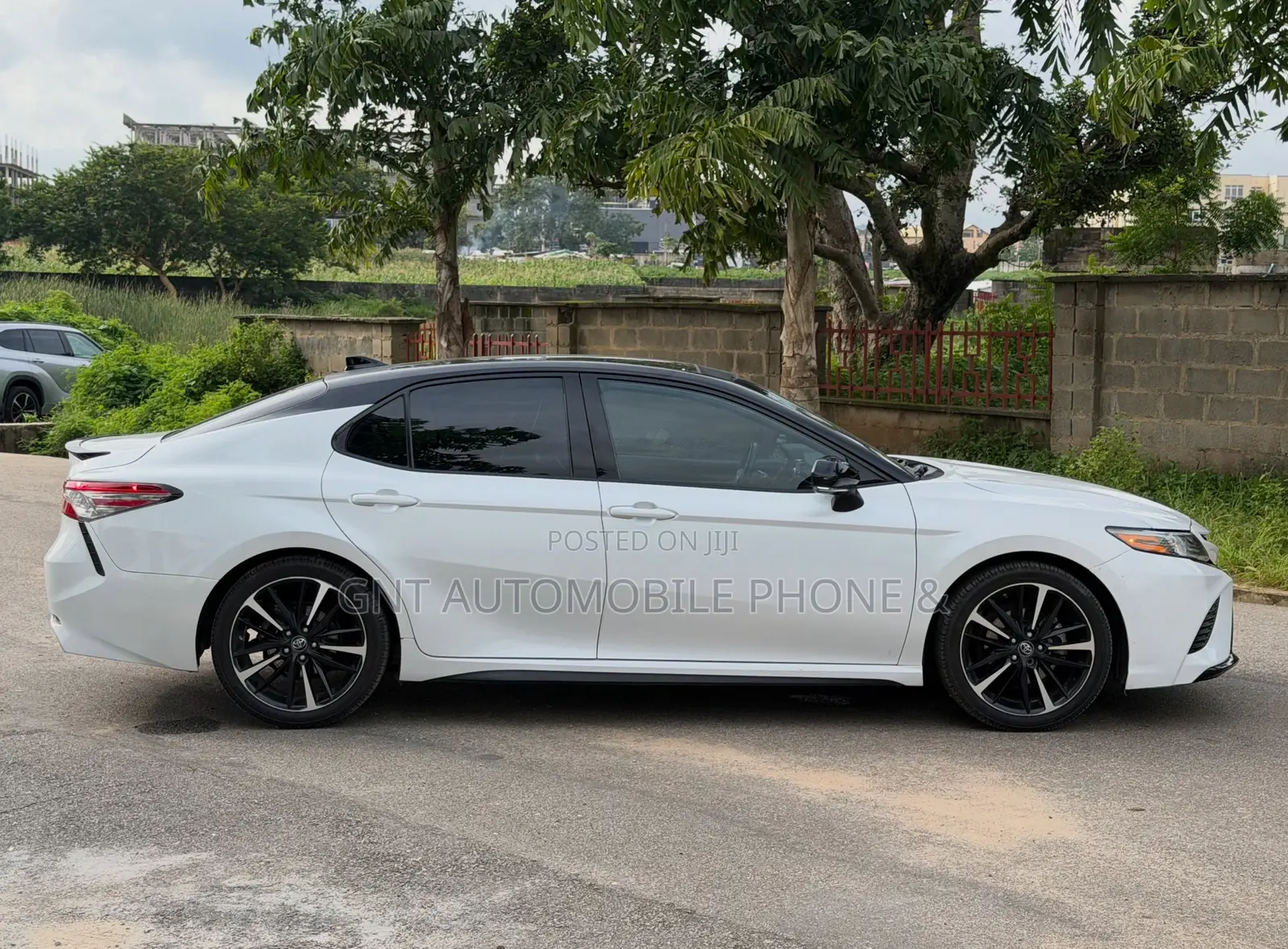Toyota Camry 2019 White