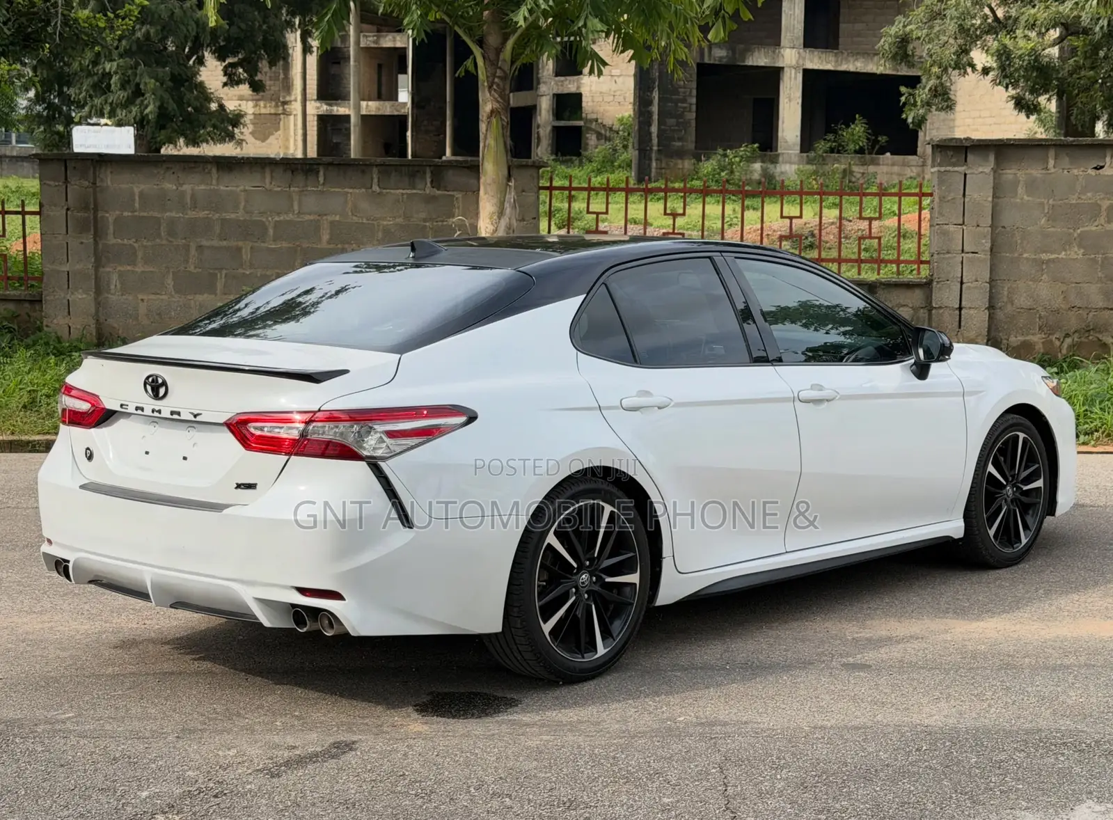 Toyota Camry 2019 White