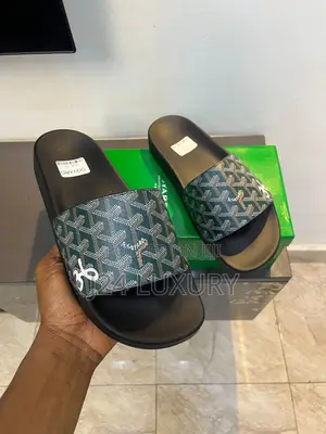 Bottega Slide