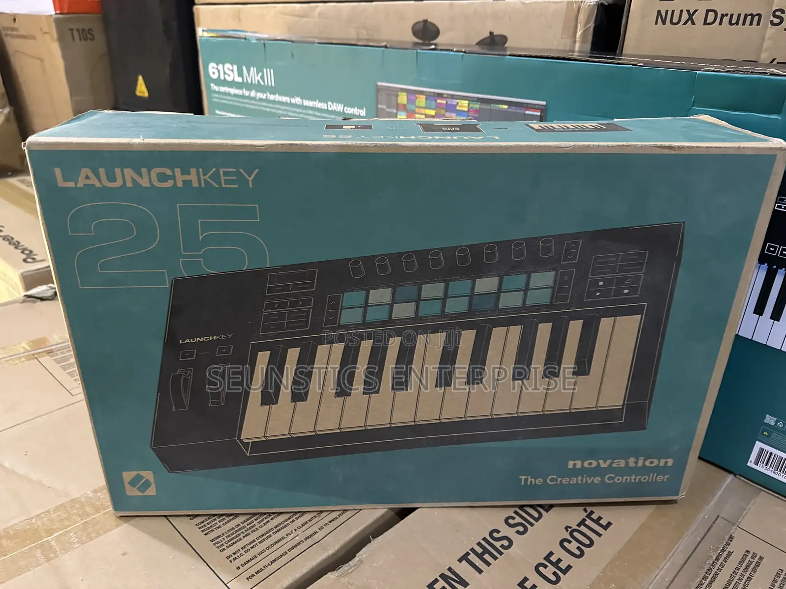 Quality Novation Launchkey MIDI Keyboard