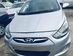 Hyundai Accent 2014 Silver