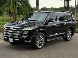 Toyota Land Cruiser 2012 Black