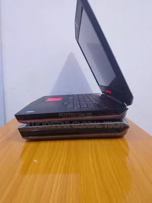 Laptop Alienware 16GB Intel Core i5 SSD 256GB