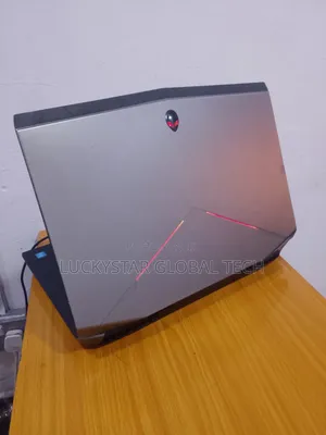 Laptop Alienware 16GB Intel Core i5 SSD 256GB