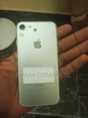 Apple iPhone 7 128 GB Silver