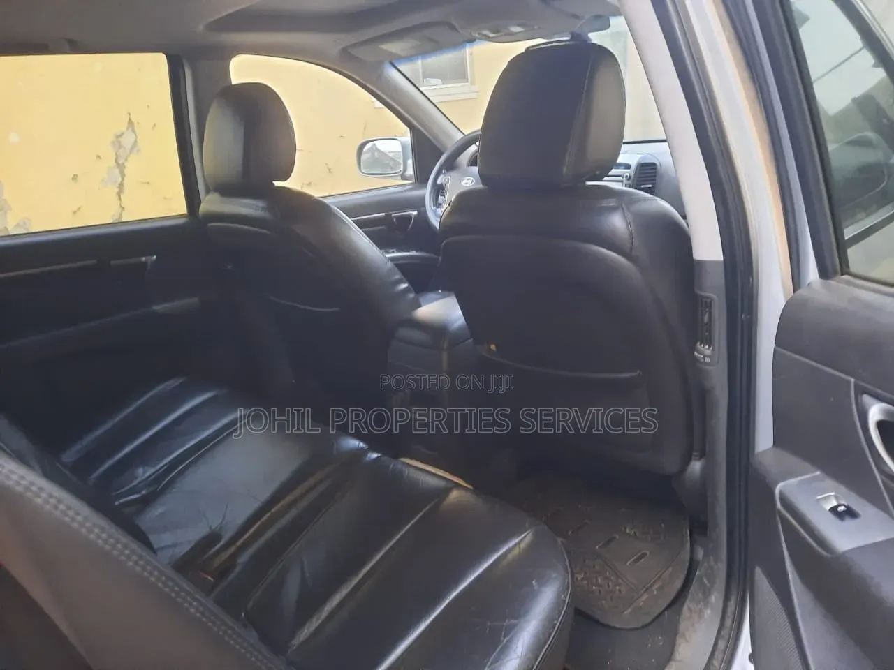 Hyundai Satellite 2011 Silver