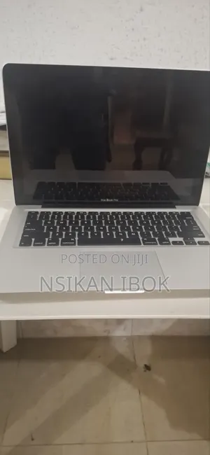 Laptop Apple MacBook 2012 4GB Intel Core i5 SSD 500GB