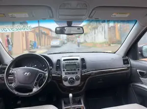 Hyundai Santa Fe 2010 Black