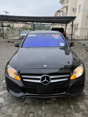 Mercedes-Benz C300 Luxury 4Matic Sedan AWD (2.0L 4cyl 7A) 2016 Black