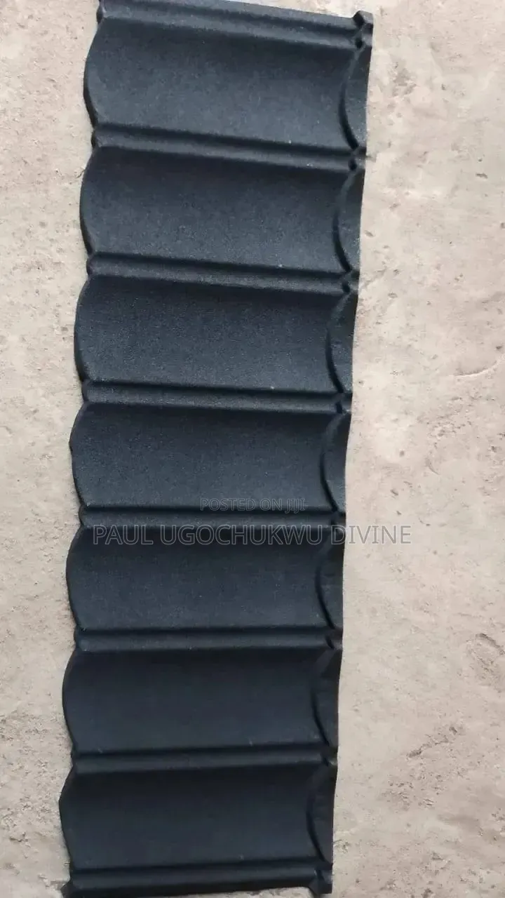 Bond Black