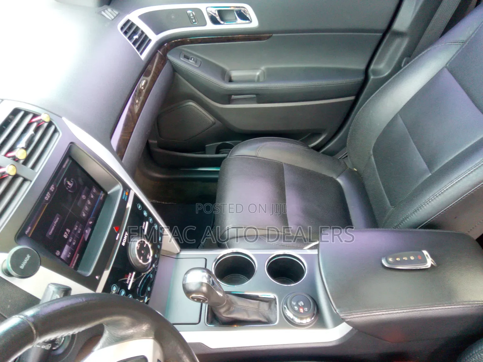 Ford Explorer 2013 Silver