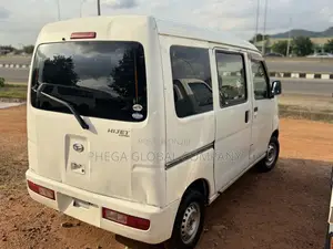 Daihatsu Hijet 2010 White