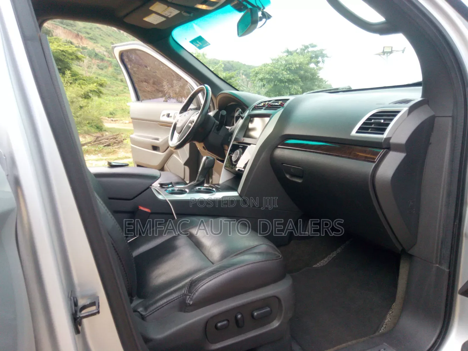 Ford Explorer 2013 Silver