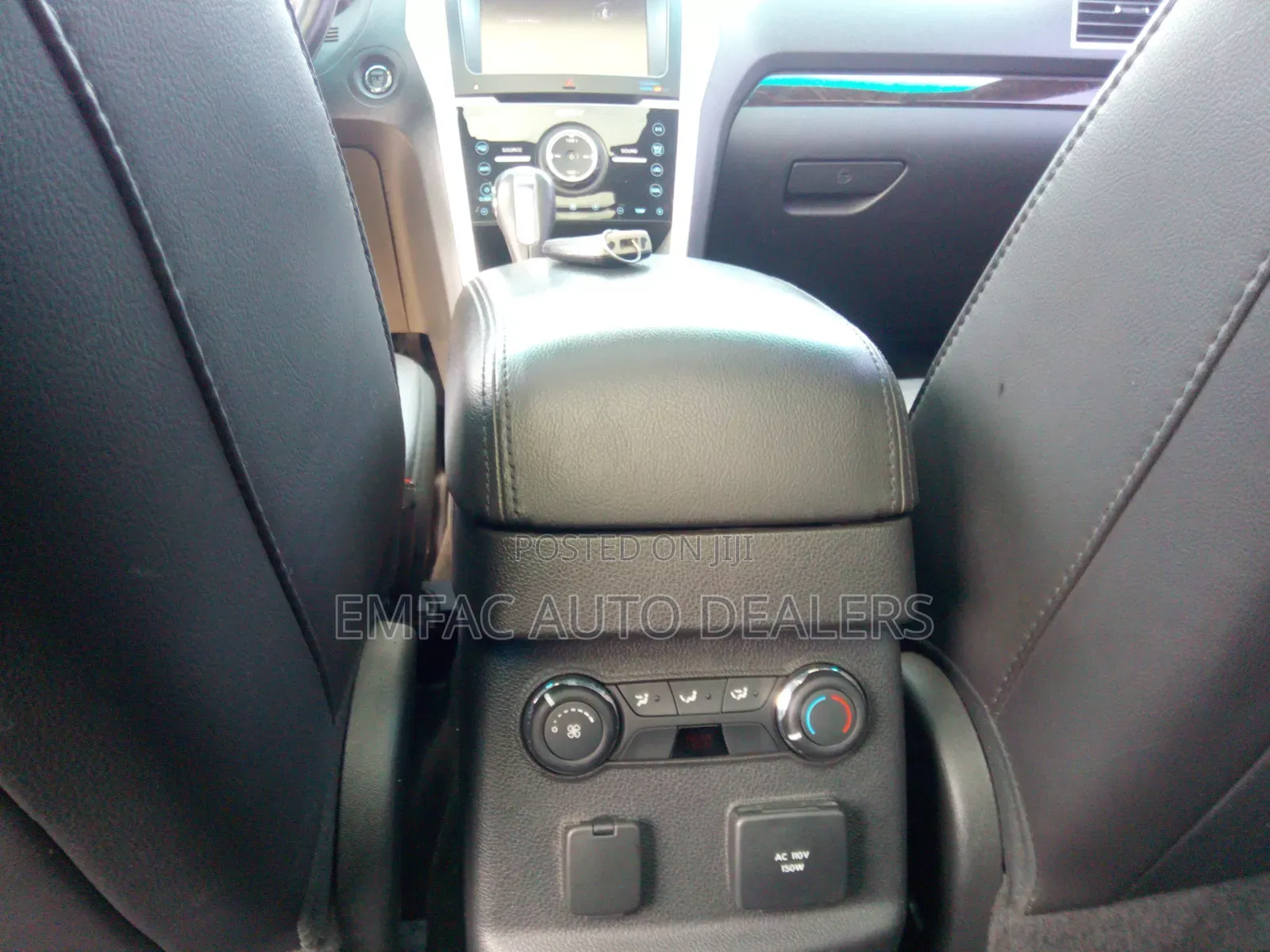 Ford Explorer 2013 Silver